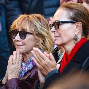 Marie-Anne Chazel et Carole Bouquet - Sortie des Obsèques de Michel Blanc en l'église Saint-Eustache à Paris, le 10 octobre 2024. 
© Moreau / Jacovides / Bestimage