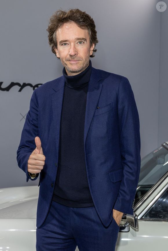 De nombreuses personnalités étaient présentes pour cette cérémonie spéciale.

Antoine Arnault -  Tag Heuer et Porsche fêtent les 50 ans de leur collaboration autour de la mythique Carrera RS 2.7 place Vendôme à Paris le 5 octobre 2022.  
© Olivier Borde / Bestimage