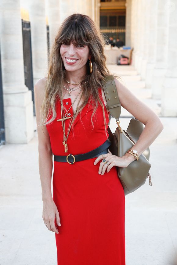 Lou Doillon - Prix ANDAM dans les jardins du Palais Royal à Paris, France, le 30 juin 2025. © Christophe Clovis / Bestimage