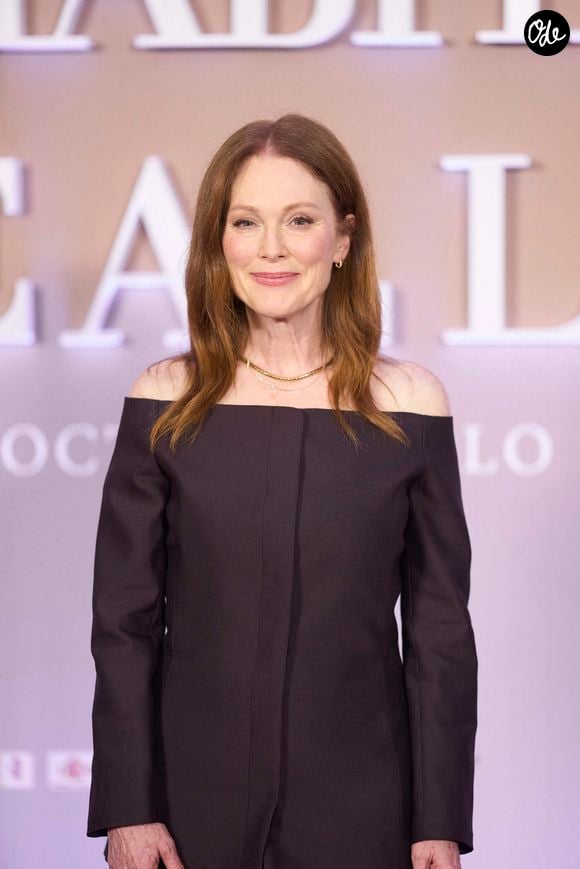 Julianne Moore lors du photocall de la première de La Habitación de al Lado, à l’hôtel Four Seasons.  © Jack Abuin/ZUMA Press Wire/Bestimage