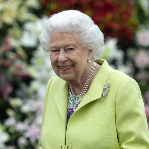 Elizabeth II, qui a rendu son dernier souffle il y a trois ans au château de Balmoral, aurait eu 99 ans ce lundi.

La reine Elisabeth II d'Angleterre en visite au "Chelsea Flower Show" à Londres.
EXPRESS SYNDICATION / BESTIMAGE