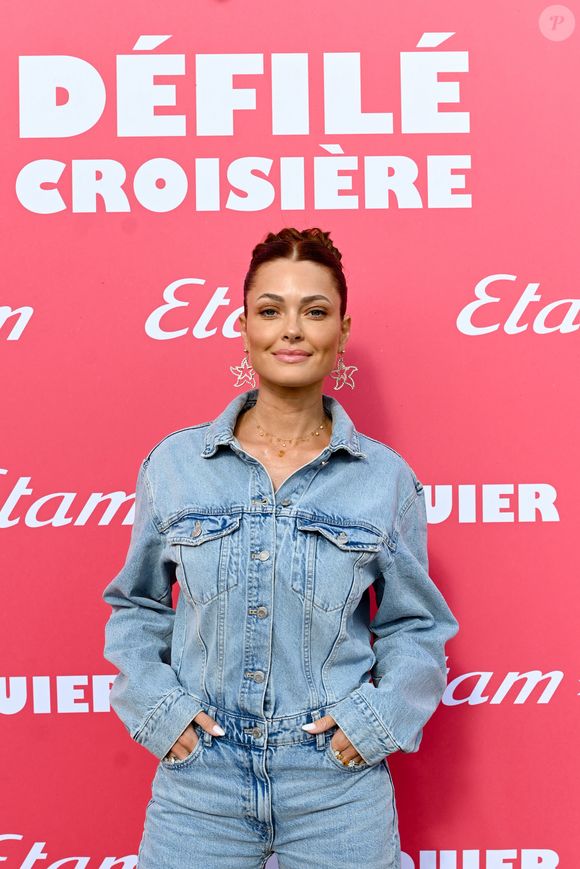 Caroline Receveur au photocall du défilé Etam Croisière 2023 à Saint-Tropez le 11 mai 2023.

© Rachid Bellak / Bestimage