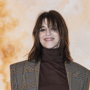 Charlotte Gainsbourg - Photo Call pour Le Défilé « Saint Laurent »Collection Prêt-à-Porter Automne/Hiver 2025-2026" lors de la Fashion Week de Paris (PFW), le 11 mars 2025. © Olivier Borde /Bestimage