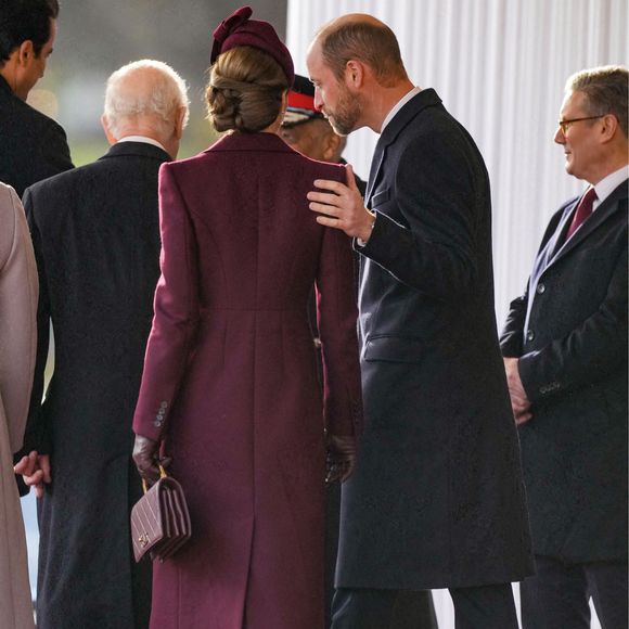 Le prince William, prince de Galles, et Catherine (Kate) Middleton, princesse de Galles - Cérémonie de bienvenue pour la visite d'État de l'émir du Qatar Tamim ben Hamad Al-Thani à Londres, le 3 décembre 2024. (Julien Burton / Bestimage).