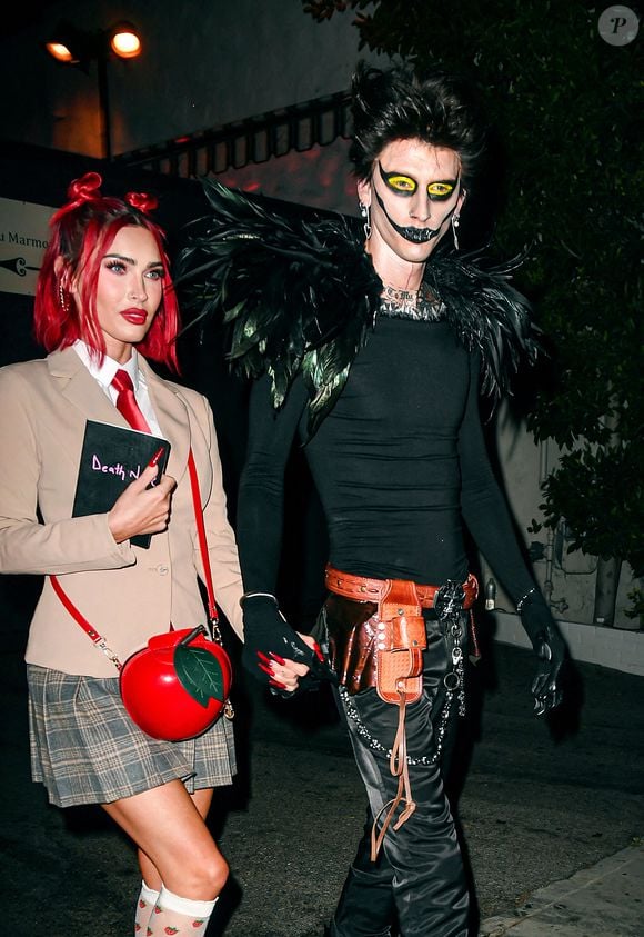 Megan Fox et Machine Gun Kelly se sont transformés en personnages lors de la soirée d'Halloween de Kylie et Kendall Jenner, à Los Angeles, le 29 octobre 2023.