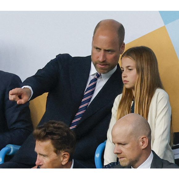 Le prince William, la princesse Charlotte de Galles, la princesse Leonor et l'infante Sofia d'Espagne dans les tribunes de la finale de l'UEFA Women's Euro 2025 "Angleterre - Espagne (1-1, 3-1 tab)" à Bâle. Mirrorpix / Bestimage