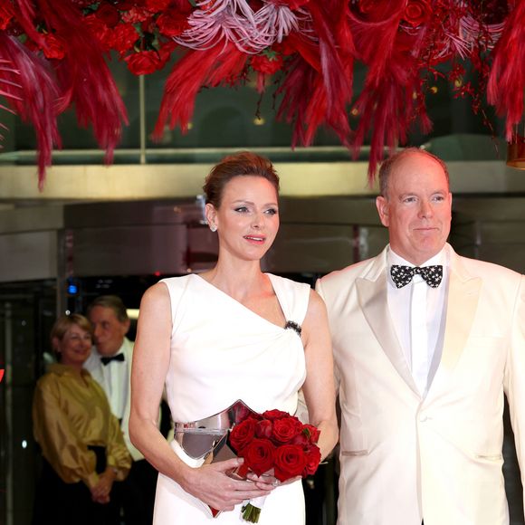 Le prince Albert II de Monaco, La princesse Charlène de Monaco lors de la soirée de gala du Grand Prix de Formule 1 de Monaco à la salle des étoiles au Monte-Carlo Sporting à Monaco le 25 mai 2025.
© Claudia Albuquerque / Bestimage