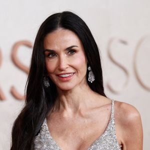 Côté actrice, ce n'est pas la favorite Demi Moore qui a remporté la victoire pour "The Substance"

Demi Moore lors de la cérémonie des Oscars le 2 mars 2025 à Los Angeles
©Abaca