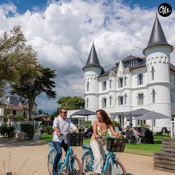 Les tarifs des cures varient d’environ 445 à 1 053 euros dans le cadre d’offres promotionnelles en cours.

Adriana Karembeu a profité d'un séjour incroyable au Château des Tourelles. Capture d'écran Instagram