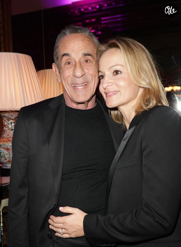 Thierry Ardisson et sa femme Audrey Crespo-Mara - Défilé rétrospectif Nathalie Garçon à l'occasion de ses 35 ans de sa marque lors d'une closing party à l'hôtel Raphael à Paris le 19 novembre 2024. © Coadic Guirec/Bestimage