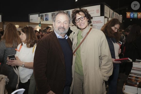 Denis Olivennes et sa compagne Ines De La Fressange - Festival du Livre de Paris 2023 au Grand Palais Éphémère - Paris le 22/04/2023 - © Jack Tribeca / Bestimage