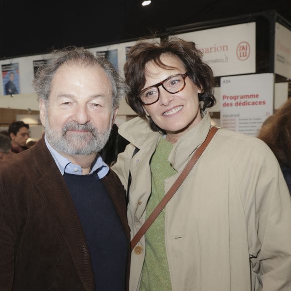 Denis Olivennes et sa compagne Ines De La Fressange - Festival du Livre de Paris 2023 au Grand Palais Éphémère - Paris le 22/04/2023 - © Jack Tribeca / Bestimage