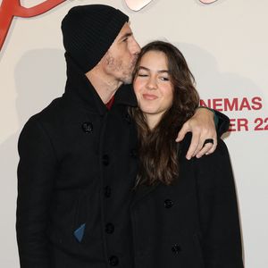 Calogero et son premier enfant, né en 2003 de son mariage avec Hortense d’Esteve, avaient partagé un duo sur son dernier album

Calogero avec sa fille Nina - Avant-première mondiale du film "Napoléon" à la Salle Pleyel à Paris le 14 novembre 2023. © Coadic Guirec / Bestimage