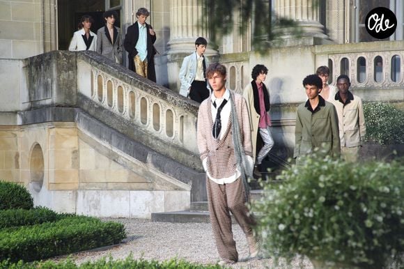 Défilé de mode Dior Homme Prêt à Porter Collection Homme Printemps/Été 2027 lors de la Fashion Week de Paris le 24 juin 2026.

© Bertrand Rindoff / Bestimage