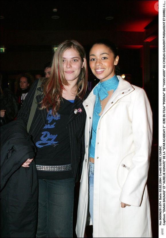 Emma Daumas et Aurélie Konaté (Star Academy 2) — Première du film Podium de Yann Moix au Gaumont Paramount, suivie de la soirée à l’Olympia — Plan américain, chanteuses / comédiennes musicales

COADIC GUIREC / BESTIMAGE