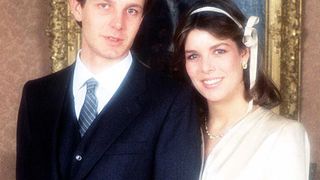 Mariage de Caroline de Monaco et Stefano Casiraghi : cette robe originale, loin des clichés royaux, portée par la princesse