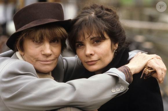 Archives - Nadine Trintignant et Marie Trintignant à Paris. Michel MARIZY via Bestimage