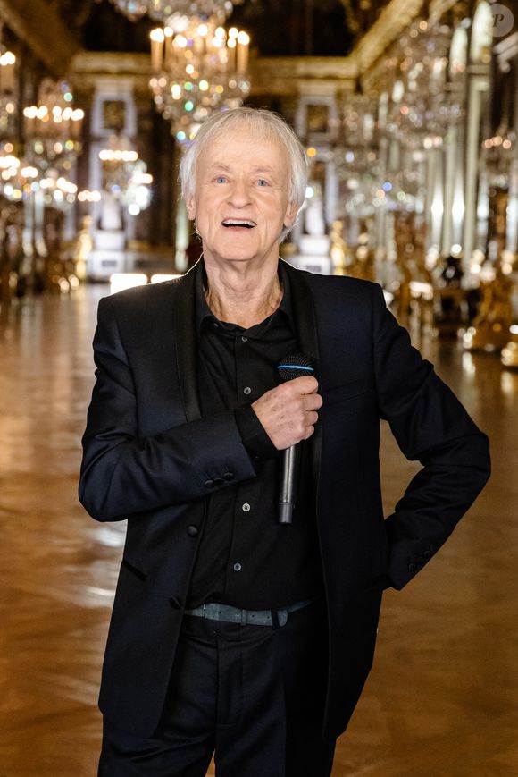 Exclusif - Le chanteur Dave - Enregistrement de l'émission "La grande soirée du 31 à Versailles". Le 12 décembre 2020. © Tiziano Da Silva - Cyril Moreau / Bestimage