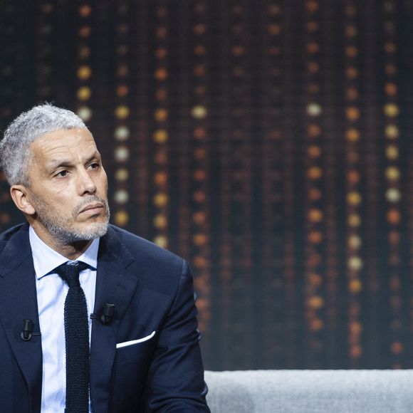 Exclusif - Sami Bouajila lors de la 26ème cérémonie des Lumières de la presse internationale 2021, présenté par L.Cholewa et L.Weil sur Canal+, dans les studios Canal+ à Boulogne-Billancourt, France, le 15 janvier 2021. © Moreau-Perusseau/Bestimage