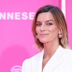 "J'ai fait des régimes pendant très longtemps et au final ça ne servait à rien du tout", a-t-elle expliqué.

Fauve Hautot lors de la 8ème édition du festival CANNESERIES à Cannes, lundi 28 avril 2025.

© Denis Guignebourg / Bestimage