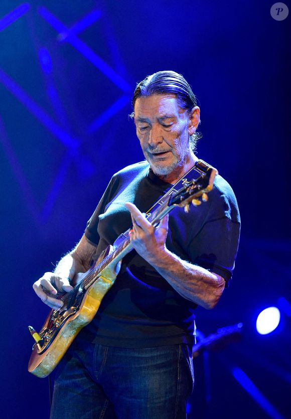 Le guitariste et chanteur britannique Chris Rea se produit lors de son spectacle à Prague, en République tchèque, le 7 novembre 2017. (CTK Photo/Roman Vondrous) Photo Alamy/ABACAPRESS.COM