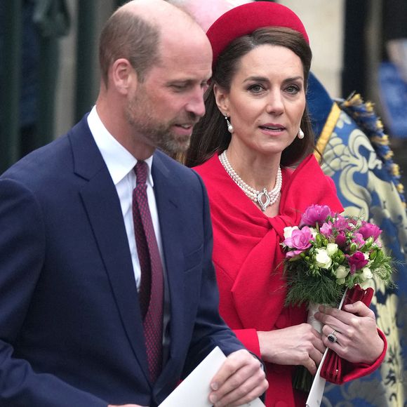 "Leur courage et leur sacrifice resteront à jamais gravés dans nos mémoires. Nous ne les oublierons jamais.” 
Le prince William, prince de Galles, et Catherine (Kate) Middleton, princesse de Galles - La famille royale d'Angleterre célèbre le 76ème Commonwealth Day à l'abbaye de Westminster à Londres le 10 mars 2025.Julien Burton / Bestimage