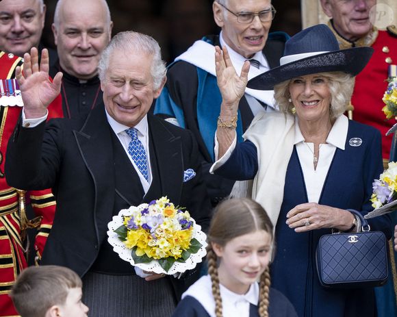 Le roi Charles III d'Angleterre et Camilla Parker Bowles, reine consort d'Angleterre, participent au Royal Maundy Service à York, où le roi distribuera cérémonieusement de petites pièces d'argent appelées "Maundy money", comme aumône symbolique aux personnes âgées. Le 6 avril 2023. (AGENCE / BESTIMAGE).