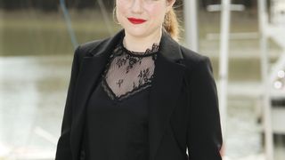 Emilie Dequenne va faire bientôt son retour sur les écrans : les images puissantes de son dernier film dévoilées