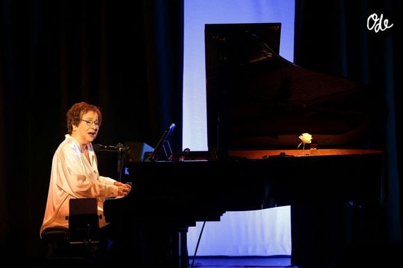 En effet, Marie-Paule Belle n'a pas pu monter sur scène pour son ultime concert d'adieu. Ce dernier rendez-vous avec son public était initialement programmé pour le 4 octobre 2026 au Cannet.

Marie-Paule Belle - Générale du concert de Marie-Paule Belle "Au Revoir et Merci" au théâtre de Passy à Paris le 19 mai 2026. © Coadic Guirec/Bestimage