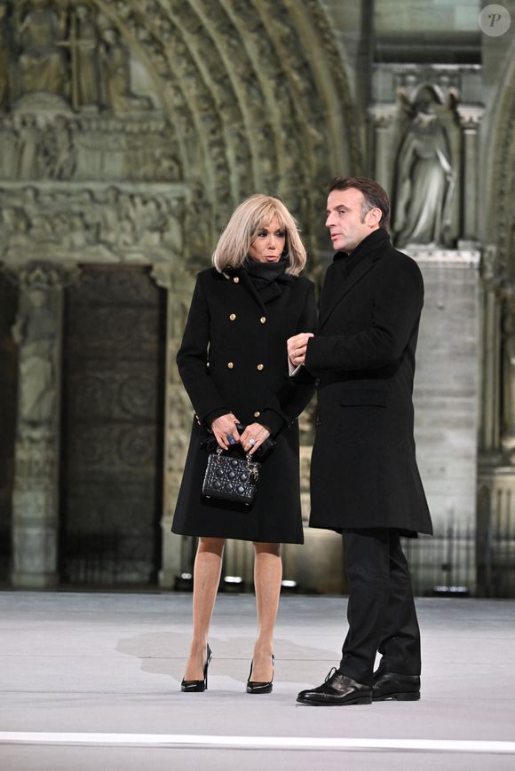 Ainsi il était présent côte à côte avec Brigitte Macron pour la réouverture de la cathédrale de Notre-Dame

Réouverture de Notre-Dame © Eliot Blondet/Pool/Bestimage