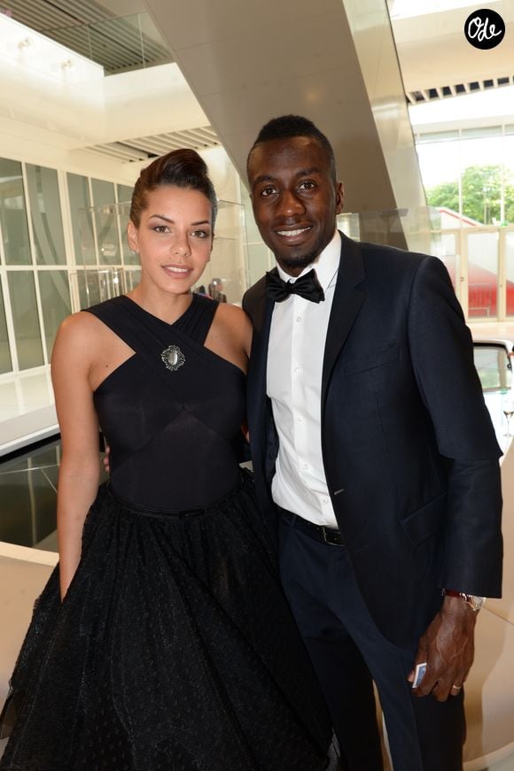 Isabelle Matuidi avait alors partagé les étapes les plus sombres de la maladie, évoquant la peur, l'enchaînement des examens médicaux, les traitements éprouvants et la perte de ses cheveux donc. 

Exclusif - Blaise Matuidi et sa femme Isabelle Malice - Dîner de gala au profit de la Fondation PSG au Parc des Princes à Paris le 16 mai 2017. © Rachid Bellak/Bestimage