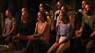 2 ans après avoir cessé ses fonctions de directeur, ce gagnant de Koh-Lanta entame enfin sa nouvelle vie en plein coeur de Paris !