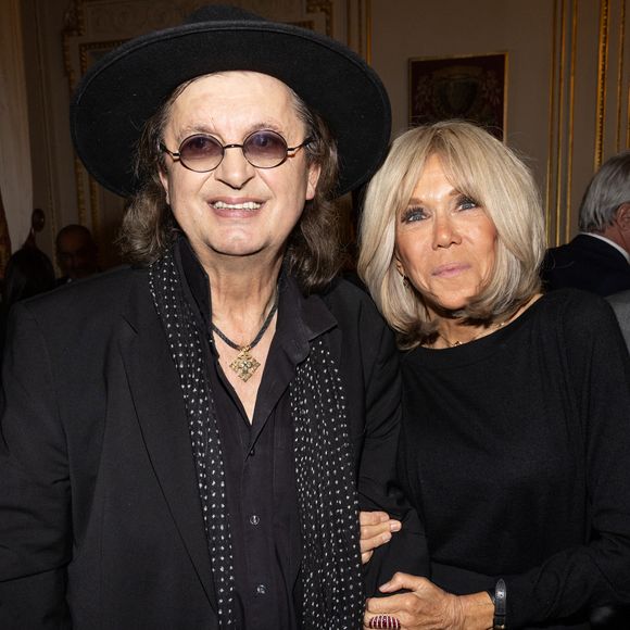 Exclusif - Marc Veyrat et Brigitte Macron - Laurent Gerra reçoit la légion d’honneur de la part du grand chancelier F. Lecointre en présence de la première dame, B. Macron au Palais de la Légion d'honneur à Paris le 29 septembre 2025. © Cyril Moreau/Bestimage