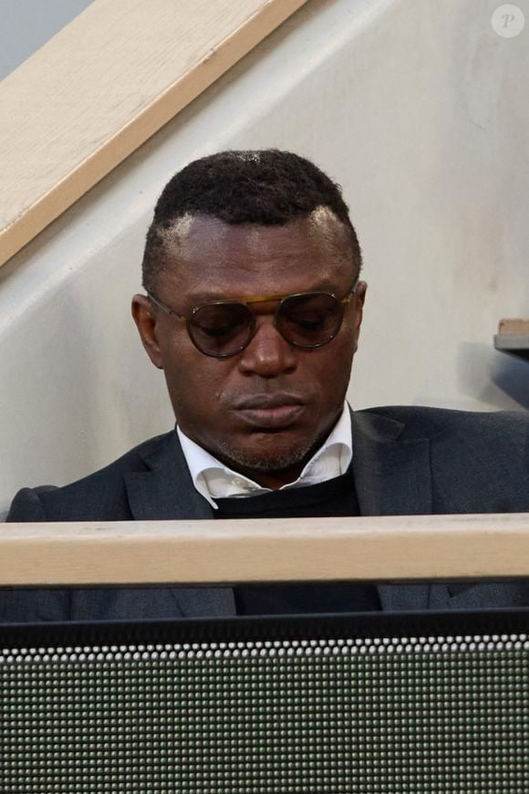 Info - L’ADN confirme que Marcel Desailly est bien le père d’une petite fille de 10 ans - Marcel Desailly - Célébrités dans les tribunes des Internationaux de France de tennis de Roland Garros 2024 à Paris le 27 mai 2024. © Moreau-Jacovides/Bestimage