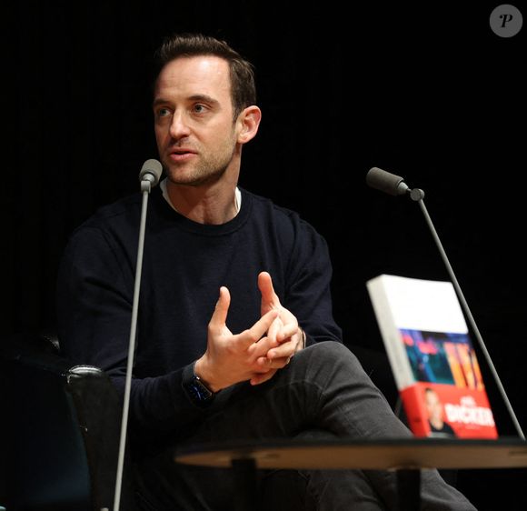 Exclusif - Joël Dicker échange avec ses lecteurs à l'occasion de la sortie de son livre Animal Sauvage au centre de conférence "La Station Ausone - Librairie Mollat" à Bordeaux, le 29 février 2024. © Jean-Marc Lhomer / Bestimage