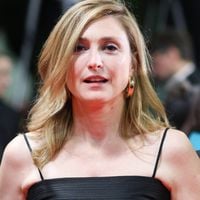 "Personne ne me fera taire" : Julie Gayet remontée, elle met les choses au clair sur un point précis