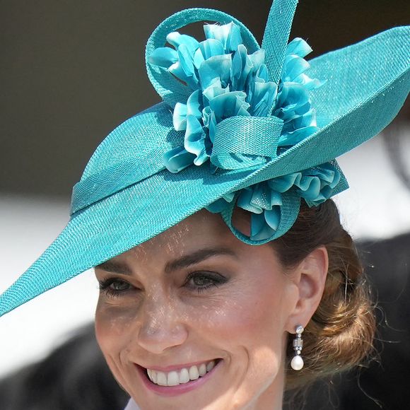 Catherine (Kate) Middleton, princesse de Galles, - Les membres de la famille royale britannique arrivent à Buckingham Palace pour la cérémonie Trooping the Colour à Londres, le 14 juin 2025. Affecté par le crash du Boeing 787 Dreamliner à Ahmedabad du 12 juin, le souverain et les officiels porteront un brassard noir en hommage aux plus de 270 victimes. Bon nombre d'elles étaient des ressortissants britanniques.
© James Whatling / Bestimage