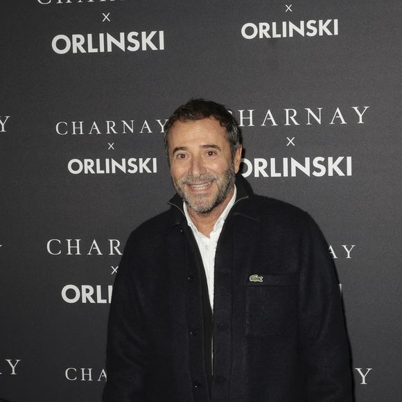 Bernard Montiel lors de la soirée Charnay x Orlinski à l'occasion du lancement de leur collection capsule exclusive à L'Atelier Vendôme à Paris le 13 novembre 2025.

© Jack Tribeca / Bestimage