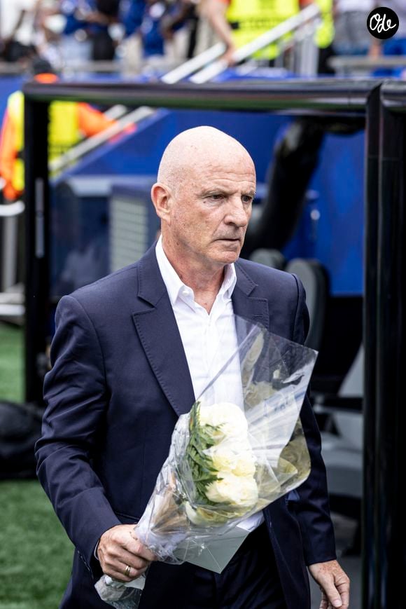 Guy Stéphan avait assuré l'intérim contre la Norvège.

L'entraineur adjoint de l'equipe de France Guy Stephan lors du match du groupe I de la Coupe du monde de la FIFA 2026 entre la Norvege et la France au Boston Stadium de Boston, Massachusetts, Etats-Unis, le 26 juin 2026. Elyxandro Cegarra / PsnewZ / Bestimage