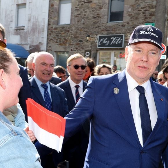 Le prince Albert II de Monaco lors d'une visite à Matignon le 9 avril 2025. © Dominique Jacovides / Bestimage