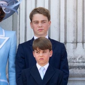 Le prince George et son petit frère, le prince Louis, pendant Trooping the Colour, le 13 juin 2026.
© Bestimage