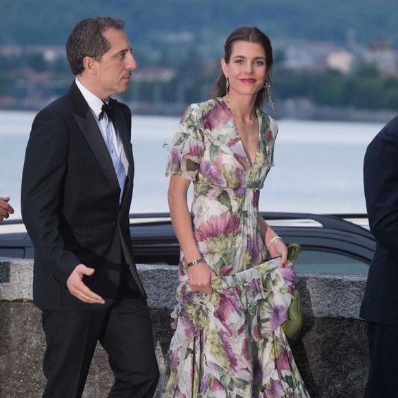 L'humoriste sera présent sur le Rocher à l'occasion de la Semaine PhiloMonaco 2025. Il participera à un échange autour du sujet baptisé "Le rire de la vérité". 

Charlotte Casiraghi et son compagnon Gad Elmaleh - Arrivées pour la soirée de mariage de Pierre Casiraghi et Beatrice Borromeo au château Rocca Angera (château appartenant à la famille Borromeo) à Angera sur les Iles Borromées, sur le Lac Majeur, le 1er août 2015. @SGP / BESTIMAGE