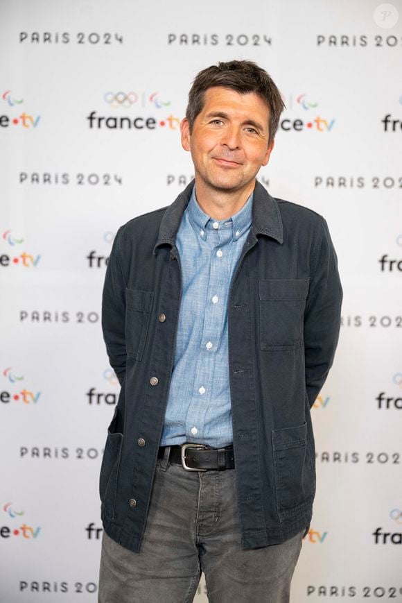 Thomas Sotto lors de la présentation des journalistes et chroniqueurs de France Télévisions pour les Jeux Olympiques 2024 au musée de l'Homme à Paris, le 11 juin 2024.
© Pierre Perusseau / Bestimage