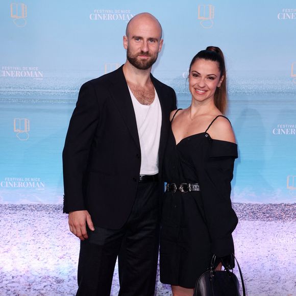 Denitsa Ikonomova et son compagnon François Alu - Tapis rouge lors de la 7ème édition du festival Cinéroman à Nice le 1er Octobre 2025. © Bebert-Jacovides/Bestimage