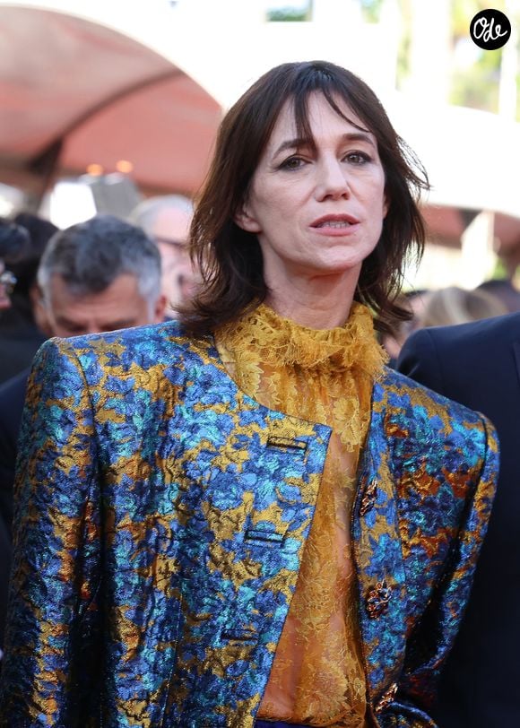 Charlotte Gainsbourg  - Montée des marches du film « Fjord » lors du 79ème Festival International du Film de Cannes, le 20 mai 2026. © Denis Guignebourg / Bestimage