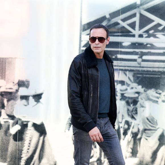 Anthony Delon - I.Huppert a dirigé le tournage de la reproduction du film documentaire muet de 1895 par le regretté cinéaste français Louis Lumière « La Sortie de l'usine Lumière à Lyon » dans le cadre de la 16ème édition du Festival Lumière de Lyon, France, le 19 octobre 2024. © Dominique Jacovides/Bestimage