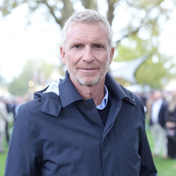 Denis Brogniart voyage à travers le monde dans le cadre des tournages de "Koh-Lanta".

Denis Brogniart au prix Qatar Arc de Triomphe à l'Hippodrome de Longchamp.

Rachid Bellak / Bestimage