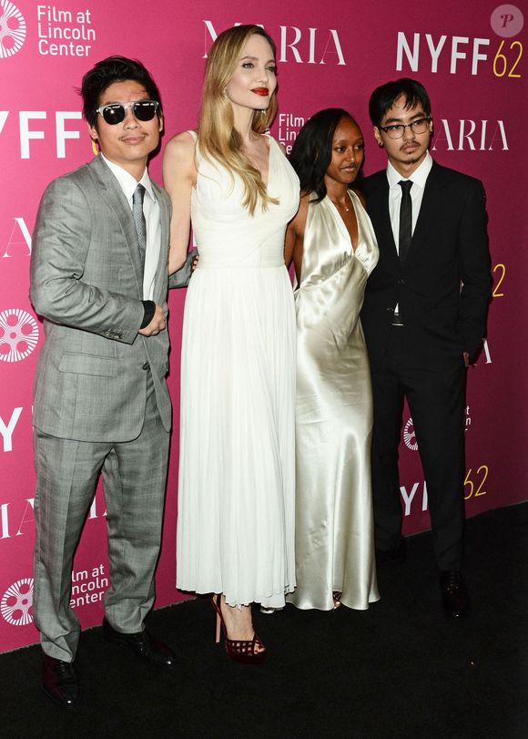 Pax Thien Jolie-Pitt, Angelina Jolie, Zahara Marley Jolie et Maddox Chivan Jolie-Pitt - Première du film "Maria" lors du 62ème New York Film Festival au Lincoln Center, le 29 septembre 2024.