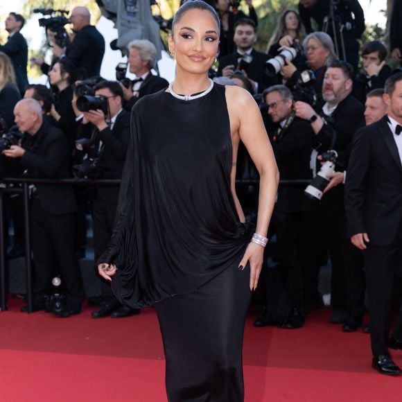 Amina Muaddi - Montée des marches du film "Vie privée" lors du 78ème Festival International du Film de Cannes, le 20 mai 2025.

© Olivier Borde/ Bestimage