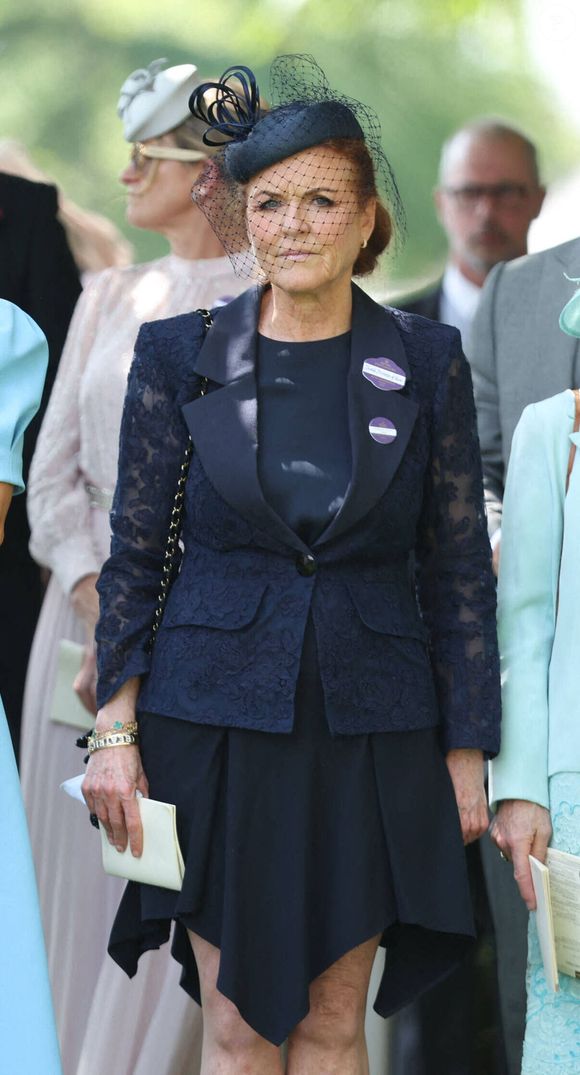 Sarah, duchesse d'York, courses hippiques royales – Royal Ascot 2025, jour 1 à Ascot, Royaume-Uni, le 17 juin 2025. Crédit photo : Dana Press / Bestimage